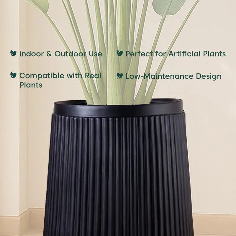 Amsterdam Muse Fiberglass Planter - Black media 5