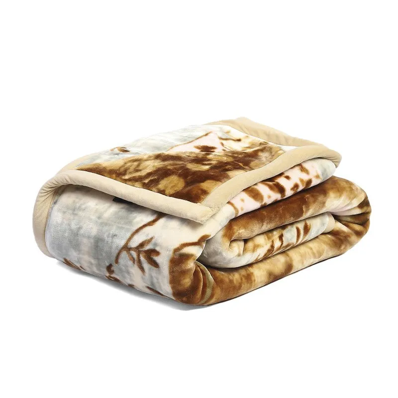 Monte Carlo Tulip Whispers Blanket - 1000 GSM media 5