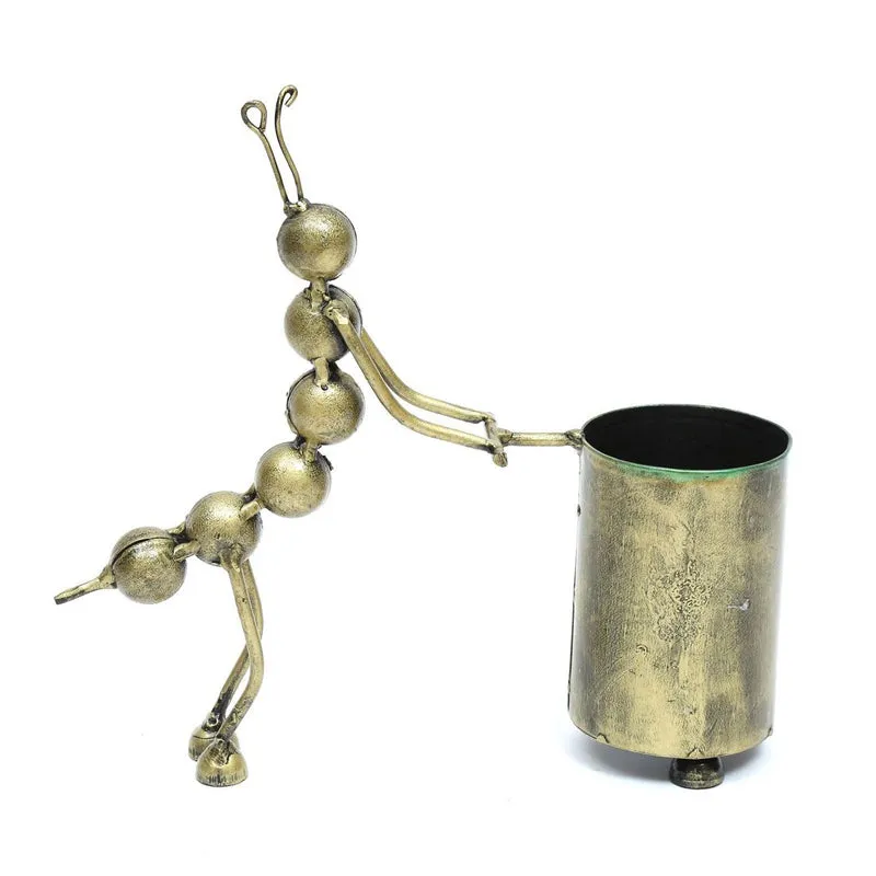 Antsy Charm Pen Stand media 5