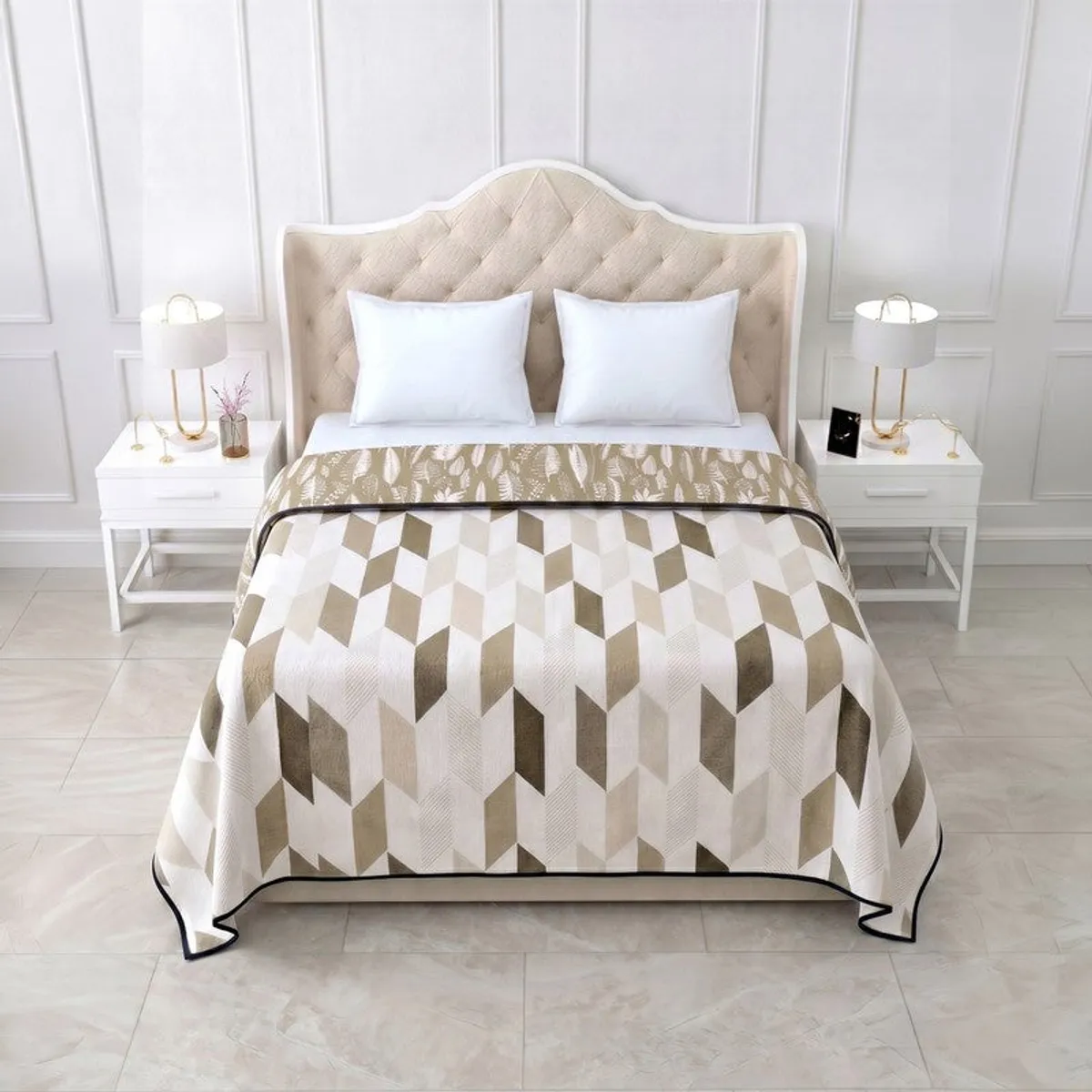 Reversible brown dohar showing its white and beige geometric side
