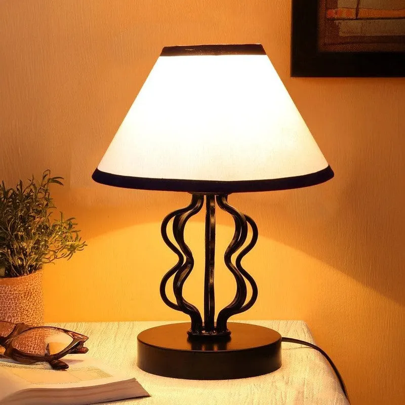 Iggly Wiggly Fabric Table Lamp - White,Black media 1
