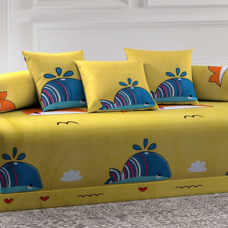 Zavera Printed Diwan Set - Six Piece Set media 4