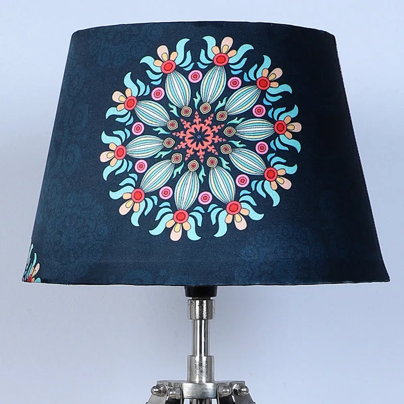 Toile Fold Tripod Mango Wood Table Lamp - Multicolor media 4
