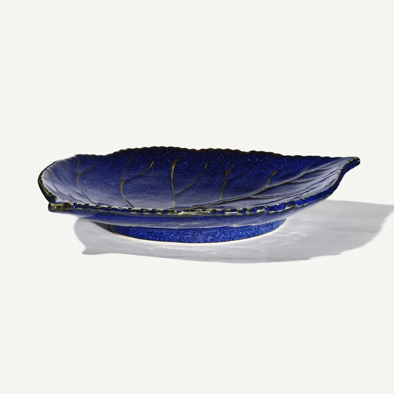 Givara Leaf Handmade Ceramic Platter media 4