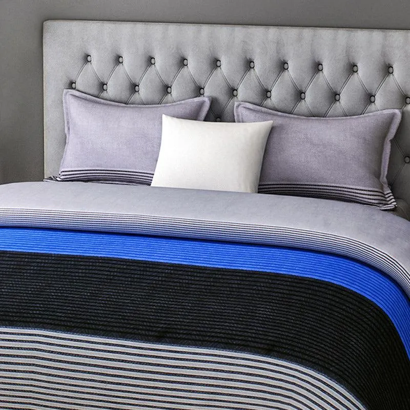 Stripe Wonder Printed Microfiber Bedsheet Old - 130 GSM media 4