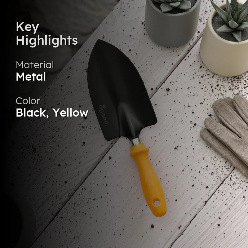 Black and yellow gardening trowel with material and colour highlight overlay