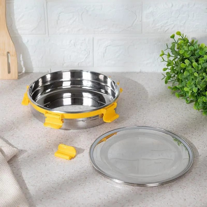 Clip Lock Lunch Box (875 mL) - Yellow & SIlver media 4