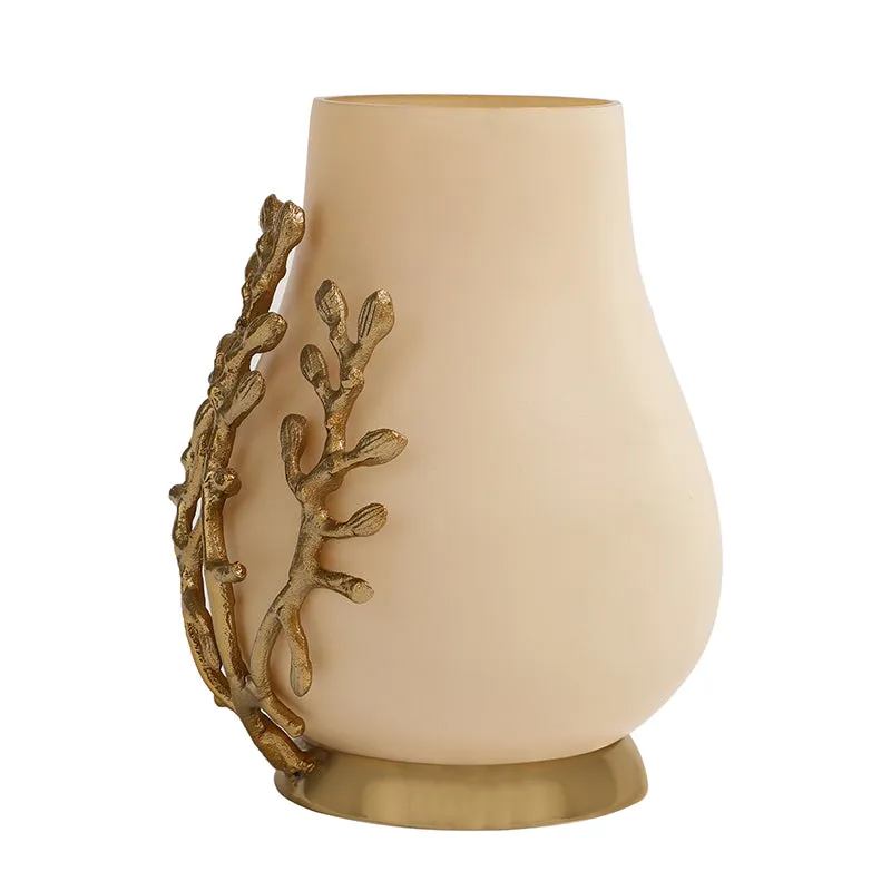 Fern Charm Vase media 3