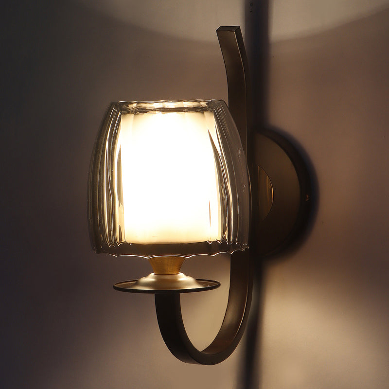 Onix I Iron Wall Lamp media 7
