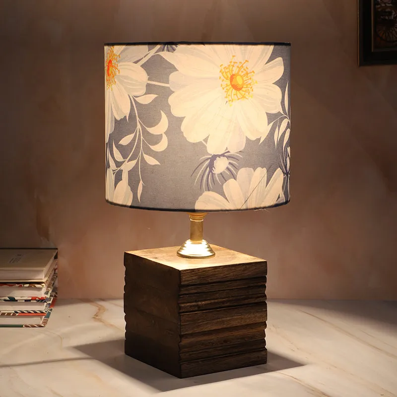 Daisy Blooms Cube Printed Mango Wood Table Lamp - White,Blue,Brown media 4
