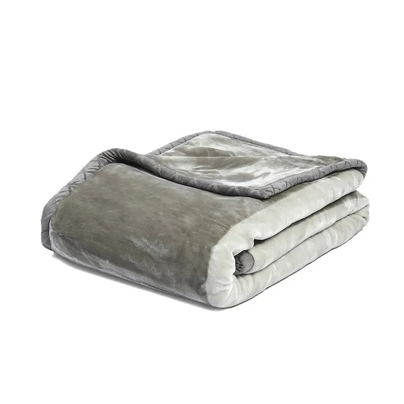 Monte Carlo Silken Serenity Blanket - 1000 GSM media 6