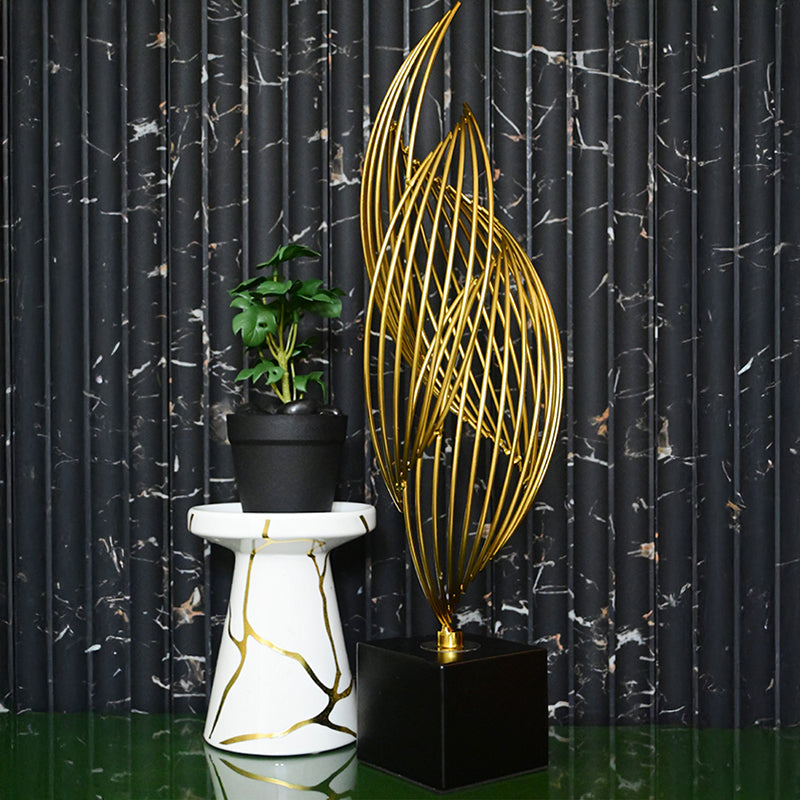 Arc & Matter Metal Showpiece media 4