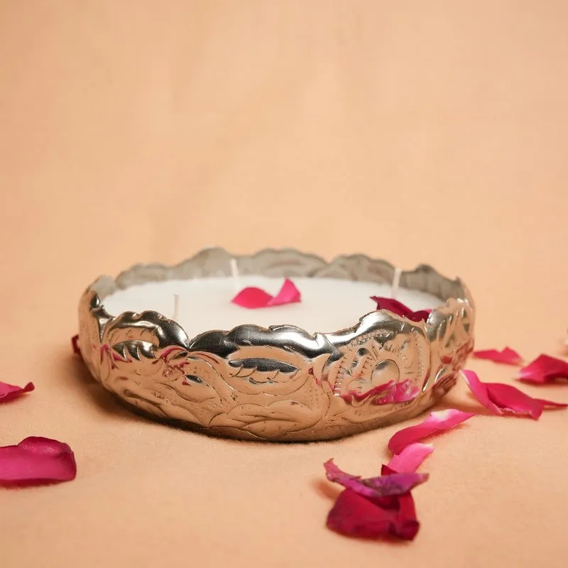 Petal & Flame Candle - Gold media 6