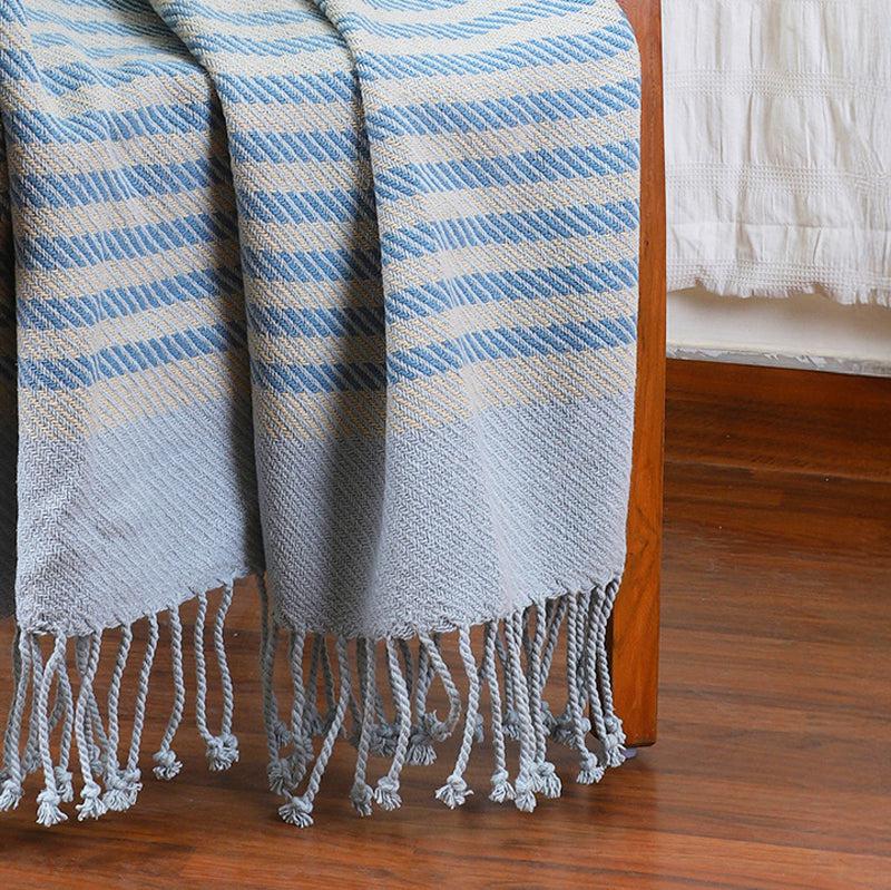 Linear Luxe Knitted Cotton Throw media 3