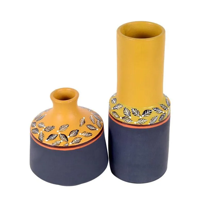 Amoli Tribal Terracotta Vase - Set Of Two media 4
