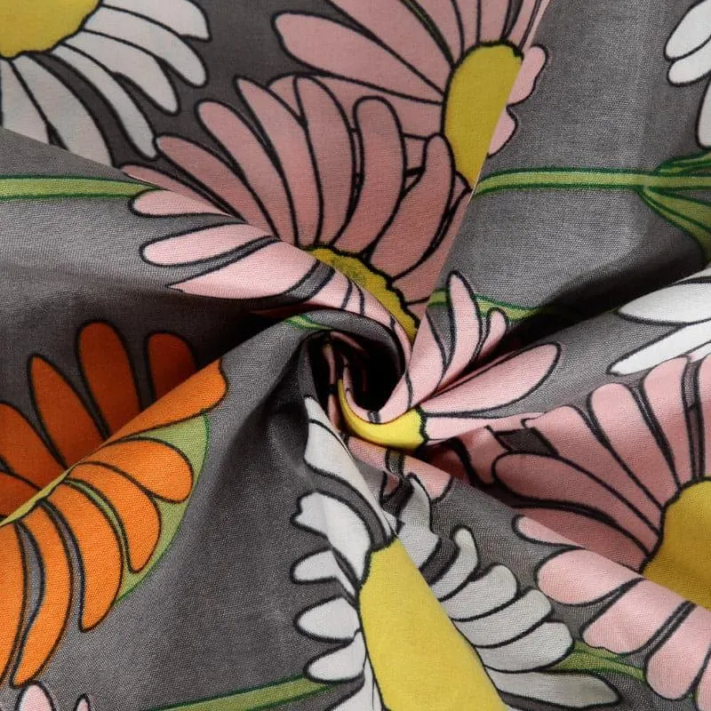 Dandelia Floral Bedsheet - 150 GSM media 4