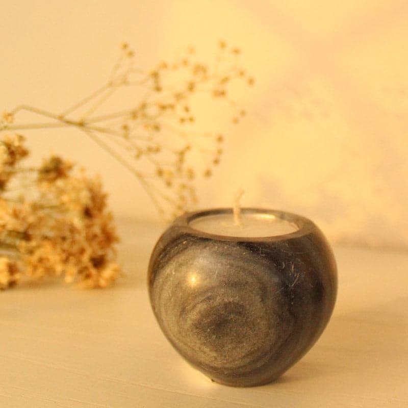 Yaniv Tealight Candle Holder media 3