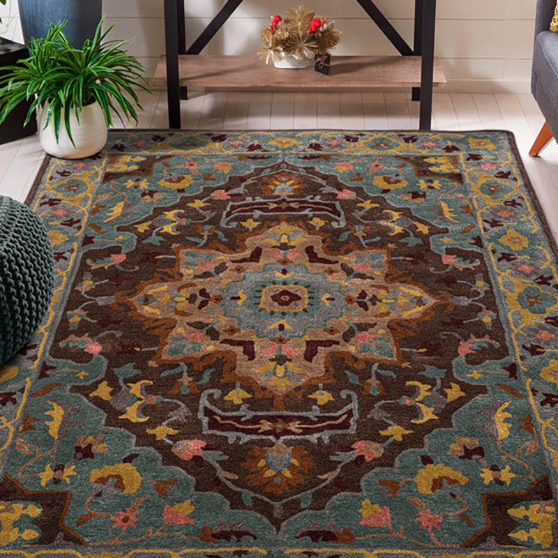 Nephthys Ethnic Wool & Nylon Carpet - Green & Red media 4