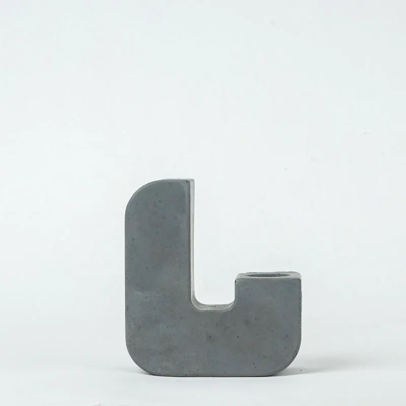 Jortha Candle Holder media 4