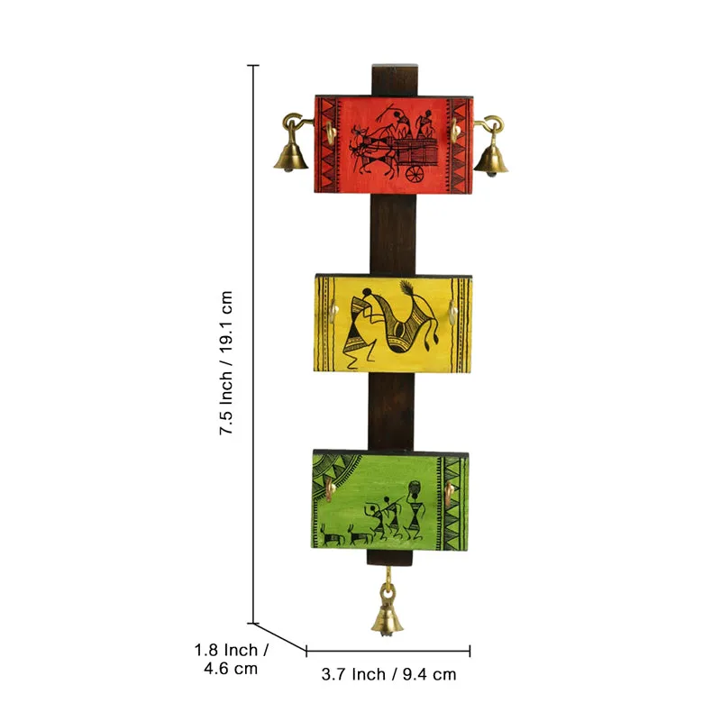 Dimension view of the multicolour wooden key hook with its illustrated panels and bells.