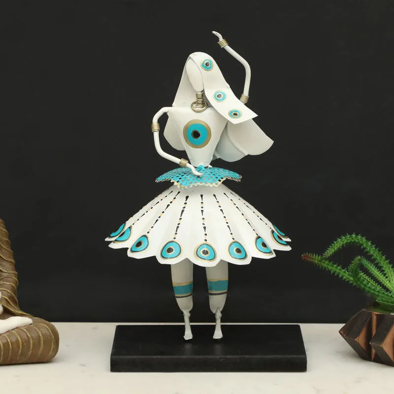 Poetry in Pose Poise Showpiece media 1