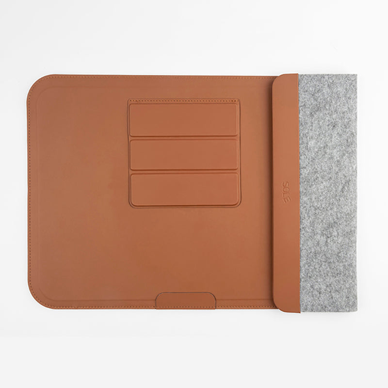 Klaro 4-In-1 Wireless Charging Laptop Sleeve media 4