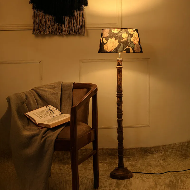 Etcho Prism Lotus Floor Lamp media 1