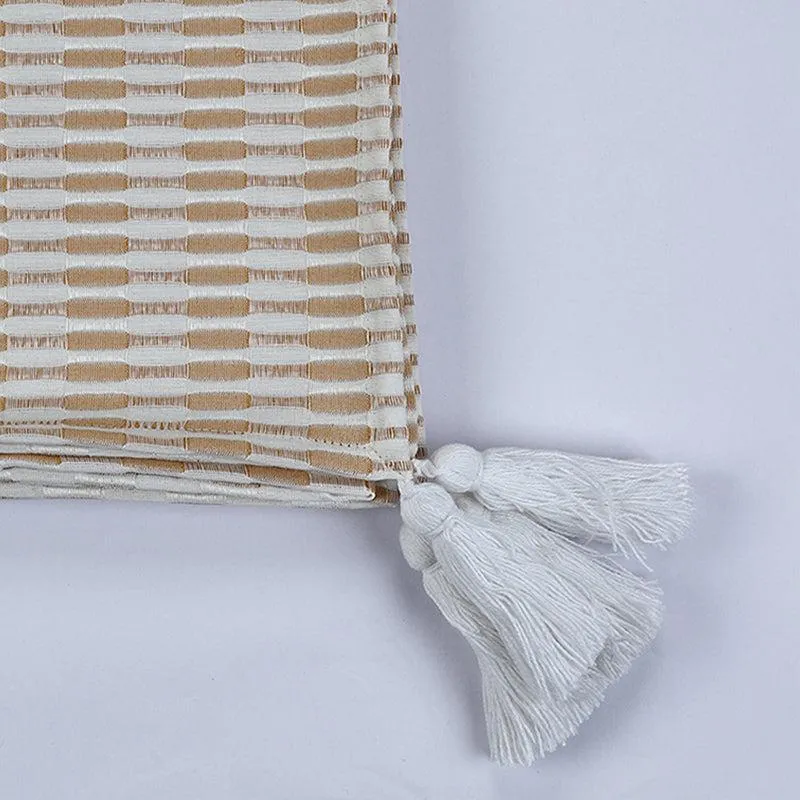 Meadow Wrap Geometric Cotton Throw media 5