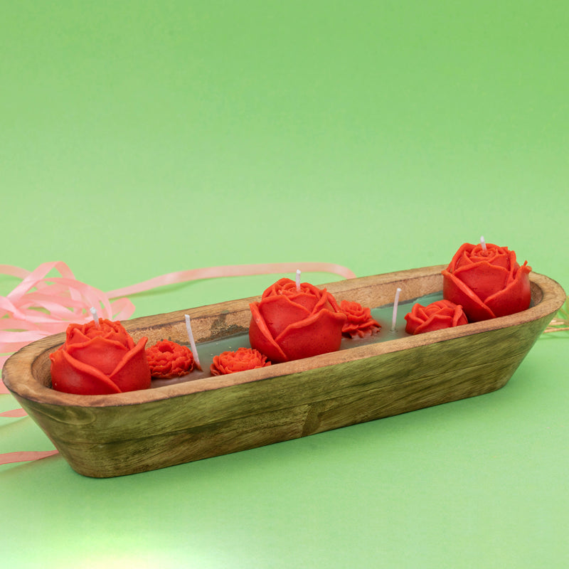 Rose Bath Scented Candle - Rose, Cinnamon media 3