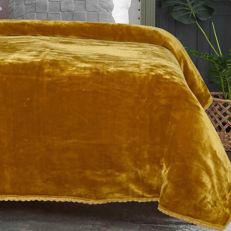 Singu Polyester Solid Blanket - Gold media 3