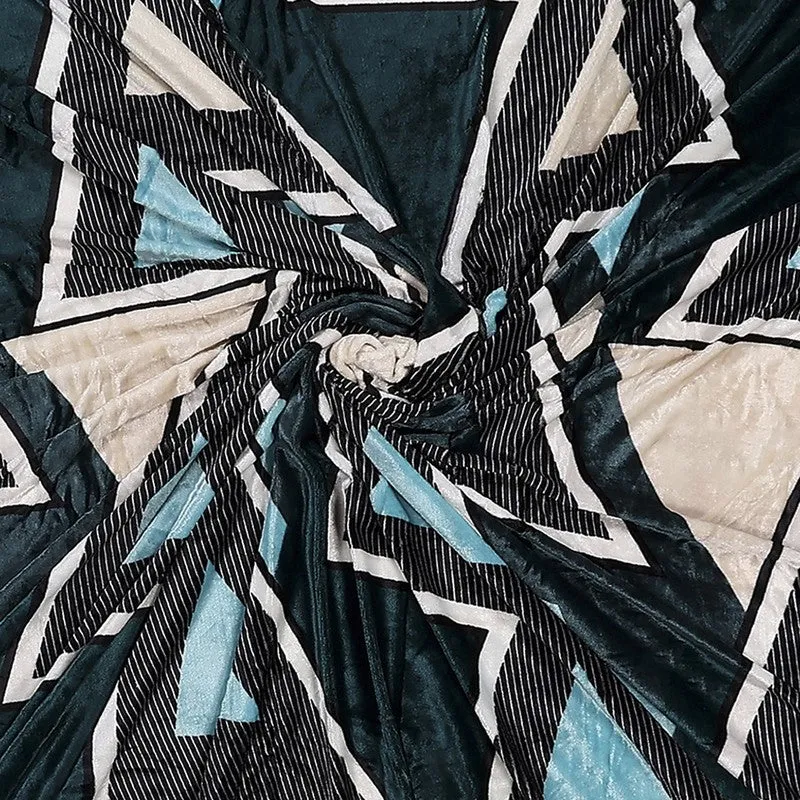 Monte Carlo Urban Triangle I Bedsheet (Green,Black) - 280 GSM media 5