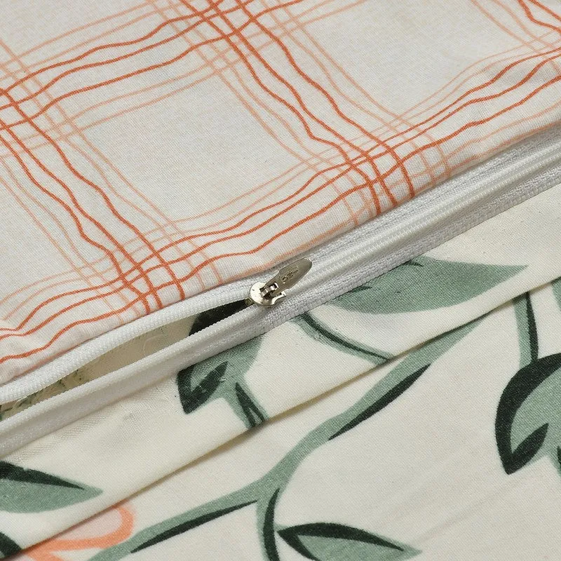 Floralis Duvet Cover media 5