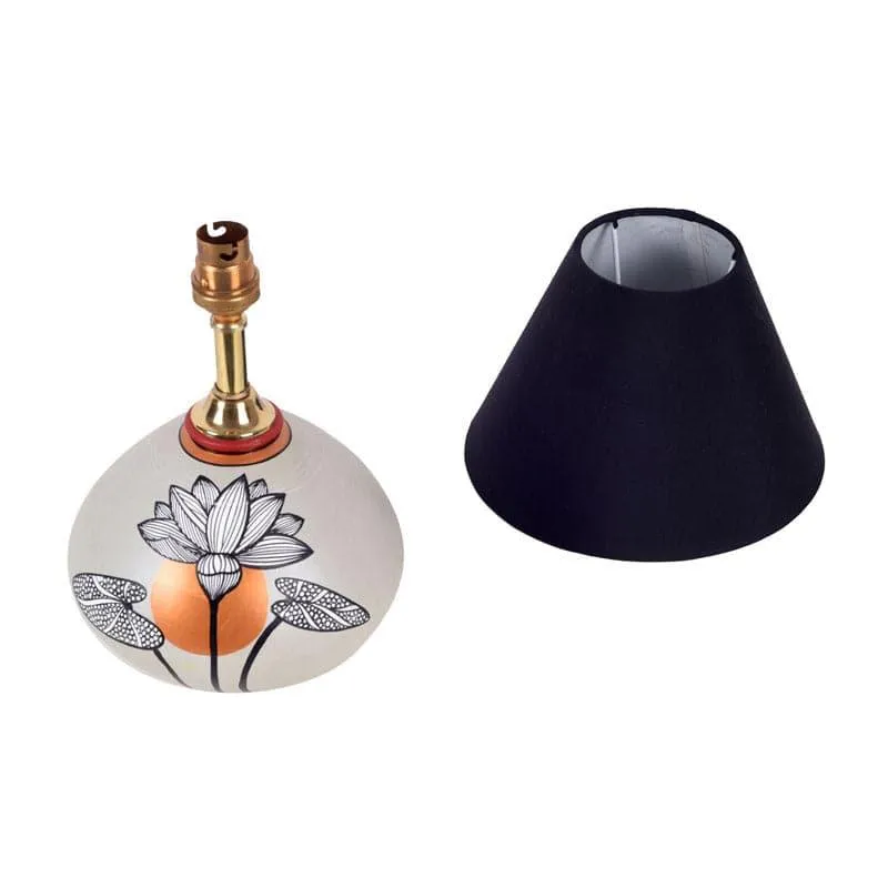 Silver Bloom Terracotta Table Lamp - Multicolor media 5
