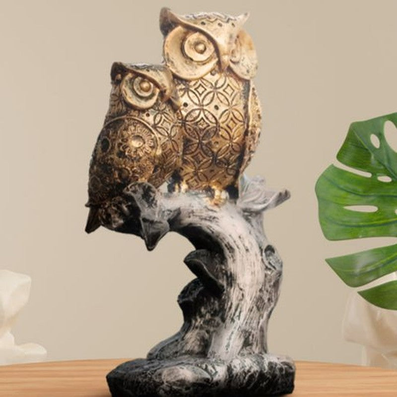 Hoot Fam Showpiece media 3