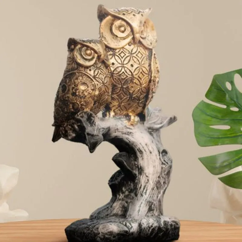 Hoot Fam Showpiece media 3