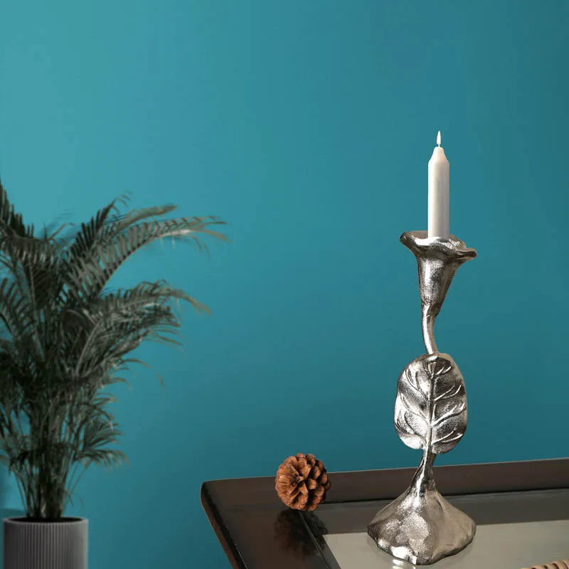 Joles Leaf Candle Holder (Silver) - Medium media 1