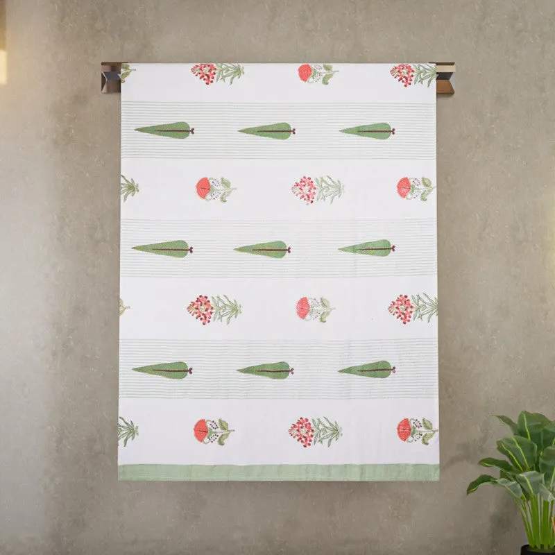 Jungle Fern Cotton BathTowel - Green & White media 4
