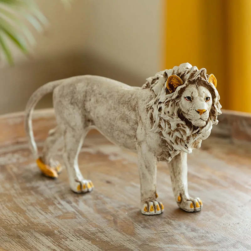 Leonine Charm Resin Showpiece media 1