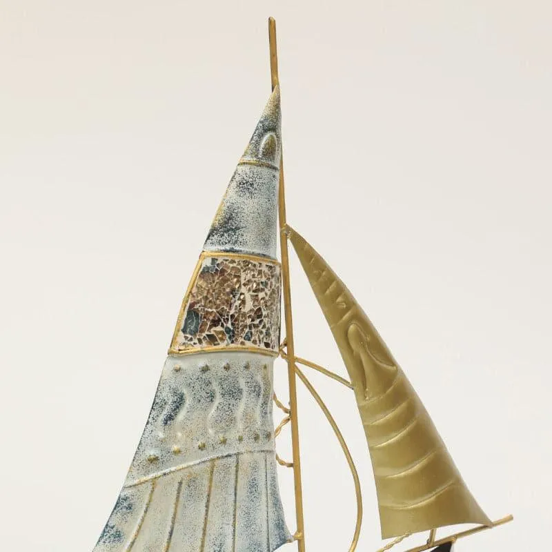Master Of Sea Showpiece media 4