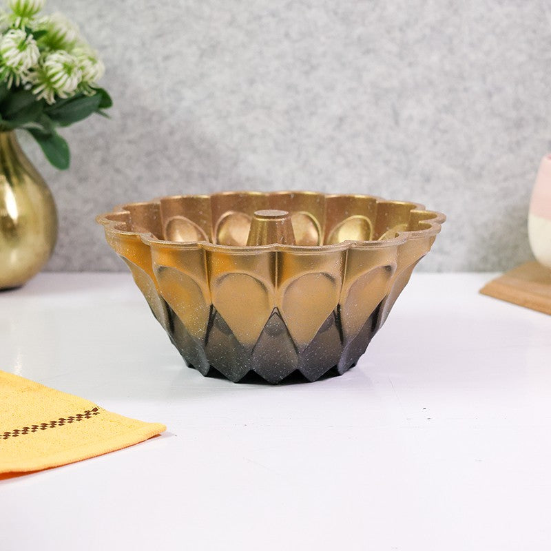 Castella Cast Aluminium Mould media 3