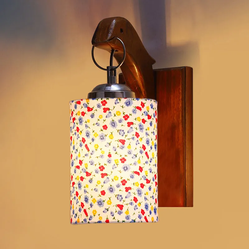 Estrella Tiny Fleurs Wooden Wall Lamp media 5
