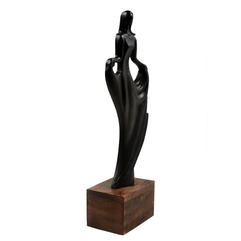 Whismy Girl Black Showpiece media 5
