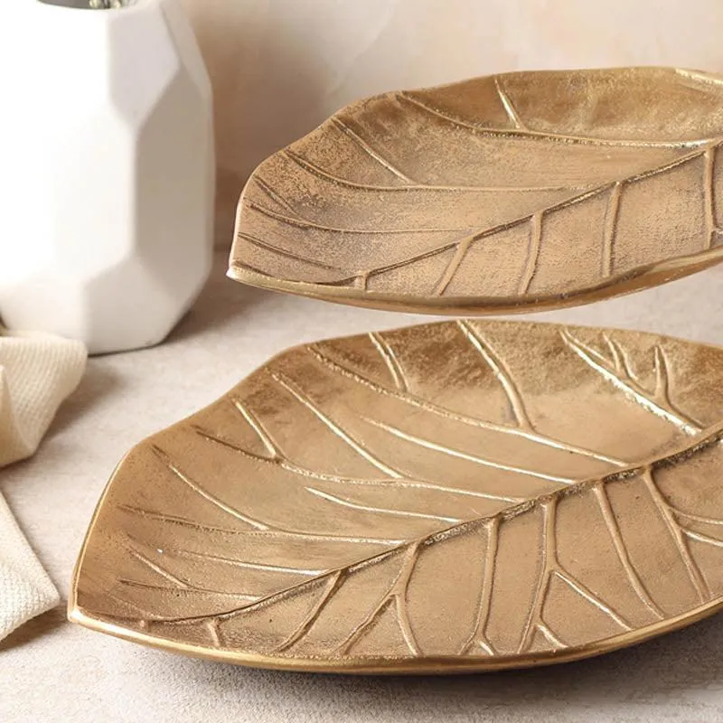 Kela Leafy Aluminum Platter - Gold media 4