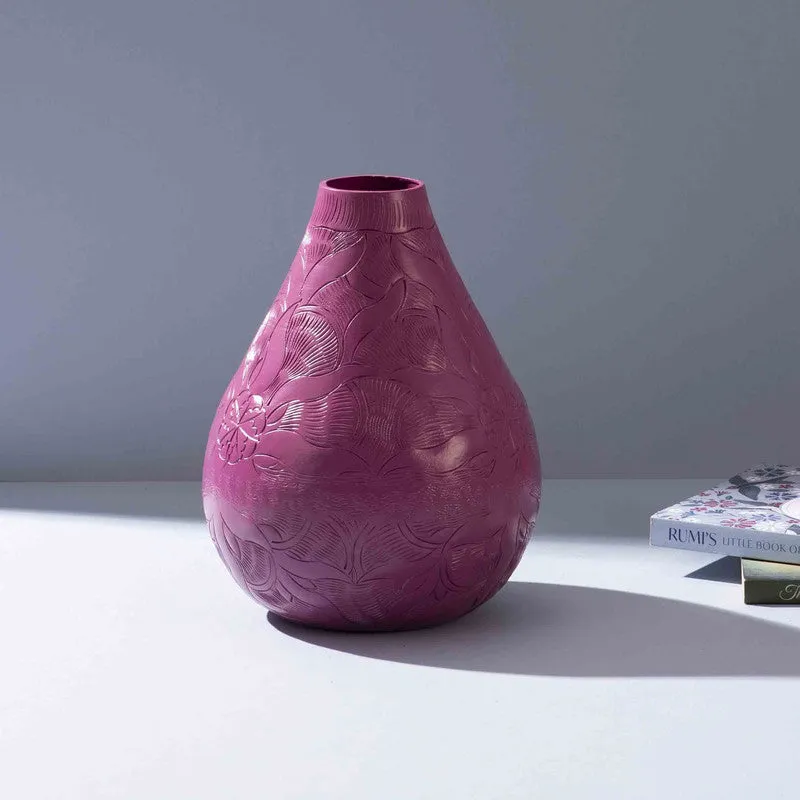 Eclipse Metal Vase media 3