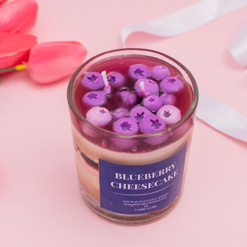 Blueberry Cheesecake Scented Candle - Lavender media 4