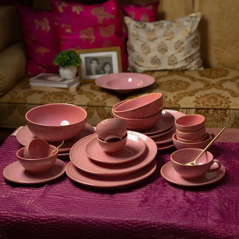 Capita Handmade Dinner Set - 16 Piece Set media 3