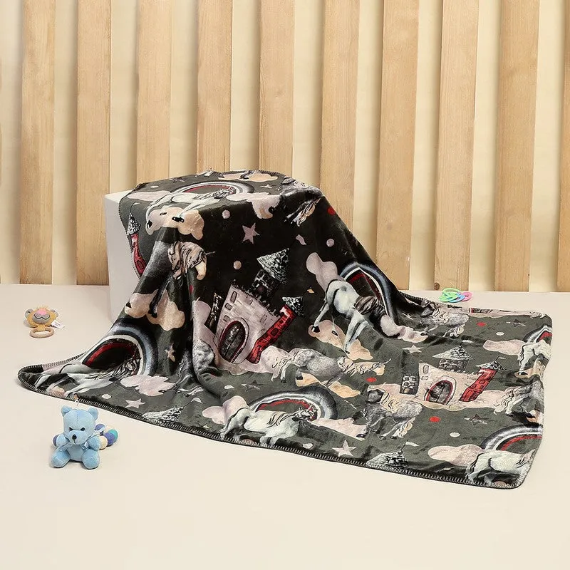 Monte Carlo Dreamy Unicorn Kids Blanket (Black) - 500 GSM media 3