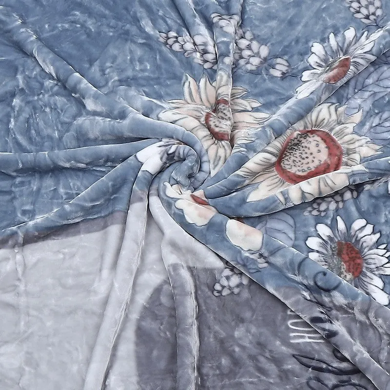 Monte Carlo Serene Land Blanket - 850 GSM media 7