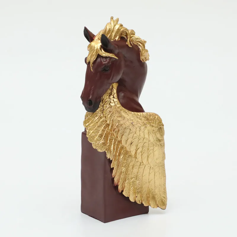 Roan Pegasus Showpiece media 4