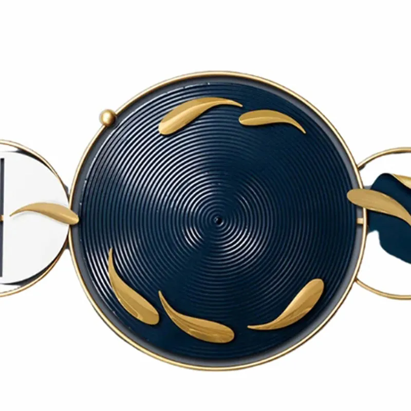 isse Modern Metal Wall Accent media 3